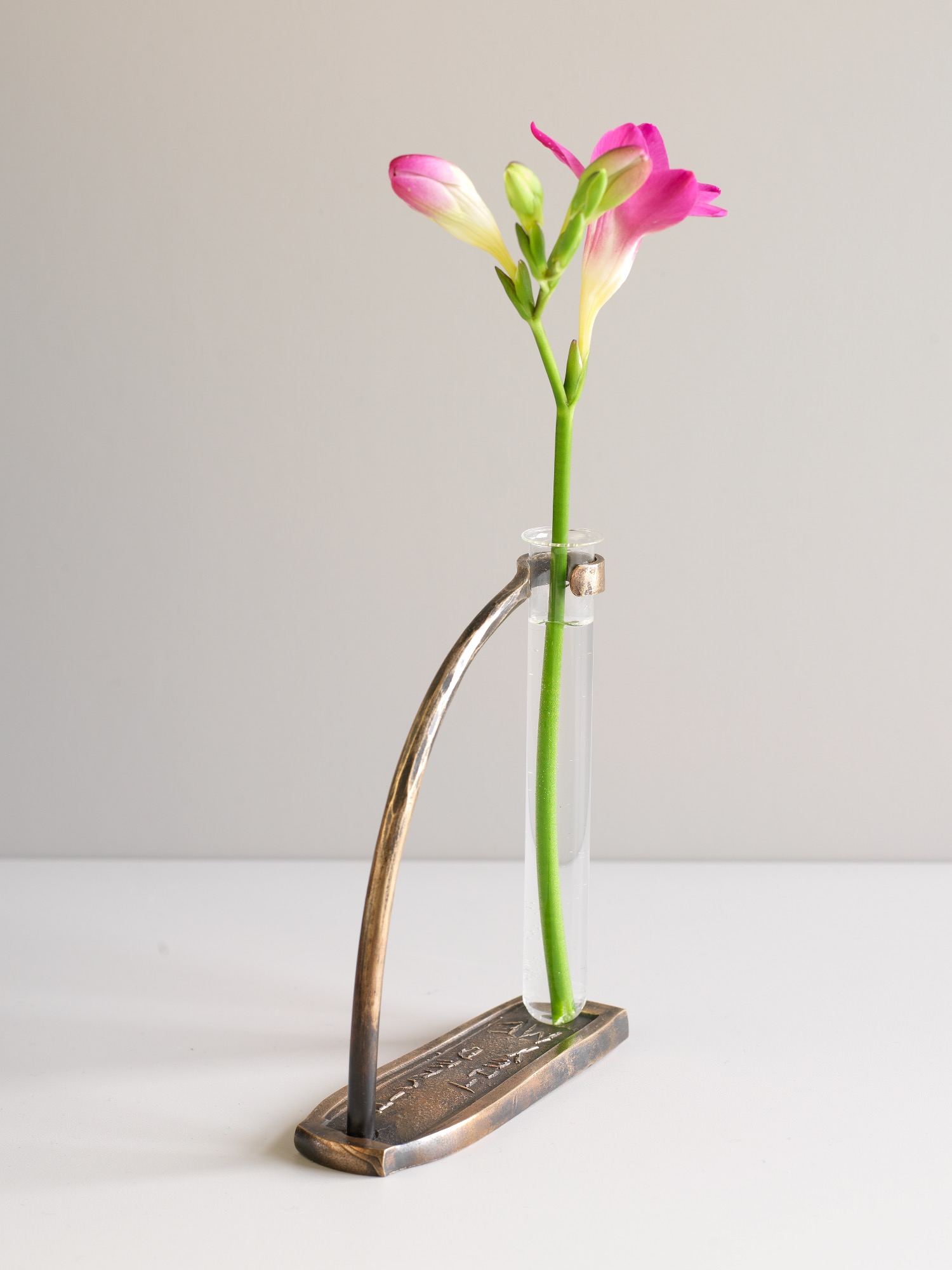 They Picked Me, bronze single stem vase by Michael Calnan 4. Photo Richard Johnston.